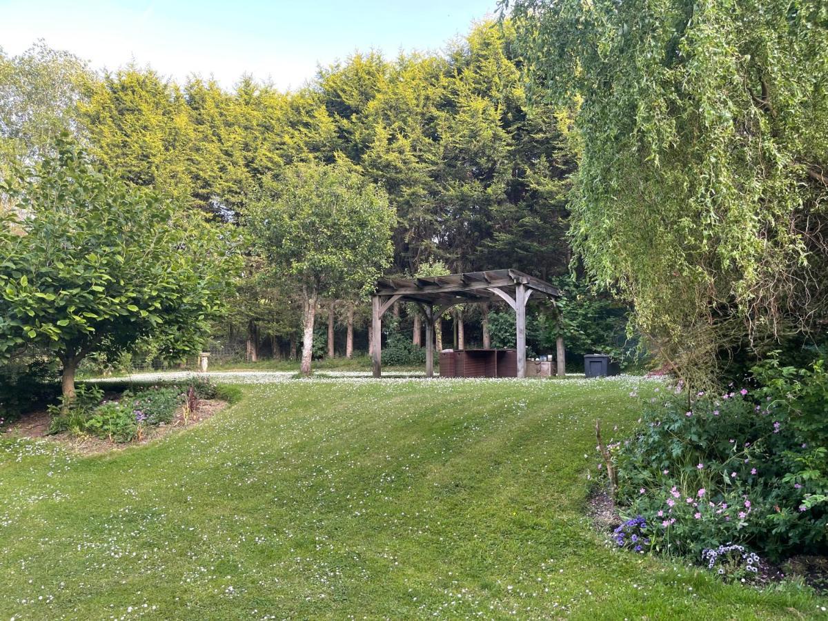 South Lodge House Dormansland Dış mekan fotoğraf